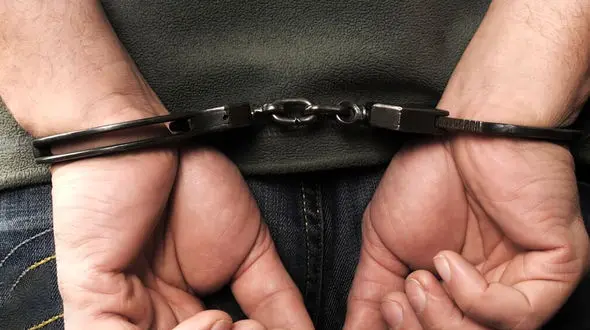 قتل کودک 4 ساله به خاطر بازیگوشی / بازداشت پدر و مادر قاتل + عکس / آمریکا