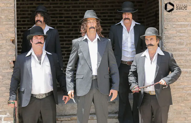 عکس داغ امروز | نگاهی به استایل دهه ۶۰ فیلم فسیل ؛ بهرام افشاری،الناز حبیبی؛هادی کاظمی،الهه حصاری و...