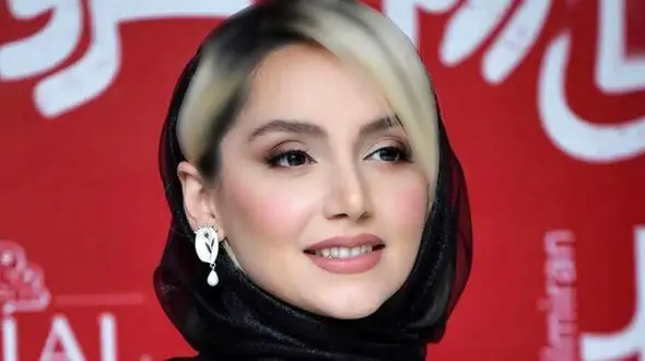 نازنین بیاتی با کفش‌های مری جین و ترندی‌اش گوگولی‌ترین استایل ممکن را ساخت!