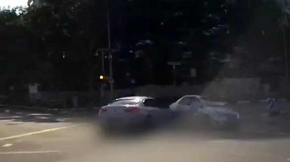 عجیب‌ترین تصادفی که می‌توانست رخ دهد + فیلم و عکس