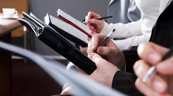 خبرنگاران برای دریافت واکسن کرونا آماده شوند