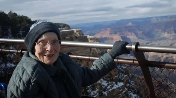 آرزوی زن 103 ساله برآورده شد + عکس