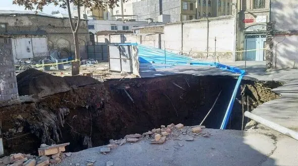 فرونشست زمین در مشهد حادثه آفرید