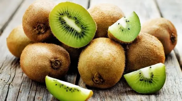 سه خوراکی که برای حفظ سلامت پوست لازم و مفید است