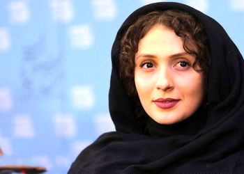 فیلم / ملیسا ذاکری دختر صدا  کلفت قهوه پدری :صدای واقعیم دخترونه قشنگه ...فقط کمی صدام خش داره ... می تونم نازک و عشوه ای هم بشم ...