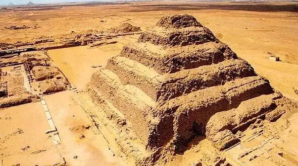 اسرار ساخت اهرام مصر فاش شد / مصریان باستان از آب به عنوان بالابر استفاده می کردند! + جزئیات