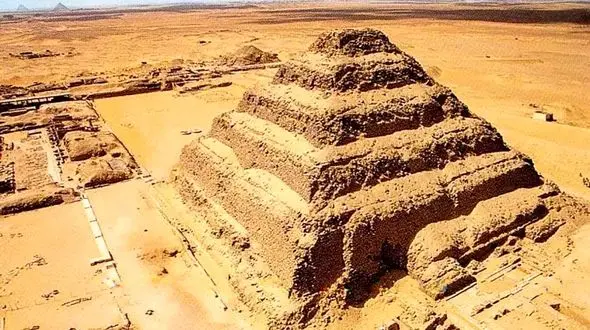 اسرار ساخت اهرام مصر فاش شد / مصریان باستان از آب به عنوان بالابر استفاده می کردند! + جزئیات