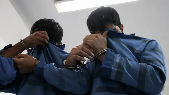 بازداشت 2 برادر شرور که هیچ کس جرات شکایت از آنها را نداشت / در مشهد فاش شد