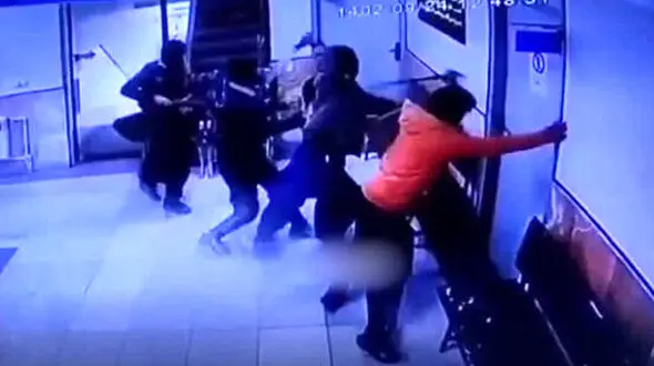 بازداشت آخرین متهم در حمله به پزشک مشهدی/ آنها 5 نفر بودند!