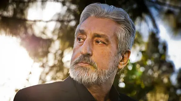 عکس چهره زشت ابی در اولین لباس دامادی کنار عروس خانم ! / همسر اولش جذاب تر از همسر چاق دومش !