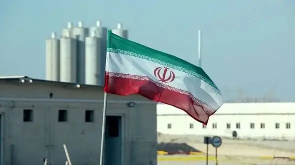 لاریجانی پیام هسته ای تهران را به مسقط می رساند