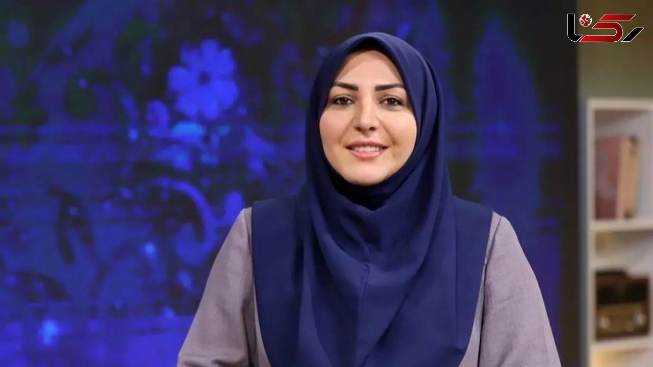 مدل های مانتوی مزونی شیک و سنگین و رنگین المیرا شریفی مقدم در ویژه برنامه یلدایی تلویزیون / مجری محبوب تلویزیون، نماد بانوان باوقار ایرانی