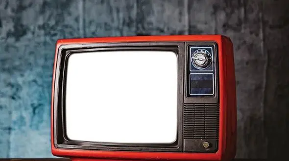 تاریخچه تبلیغات تلویزیون رنگی ایران: اولین قدم‌ها + عکس