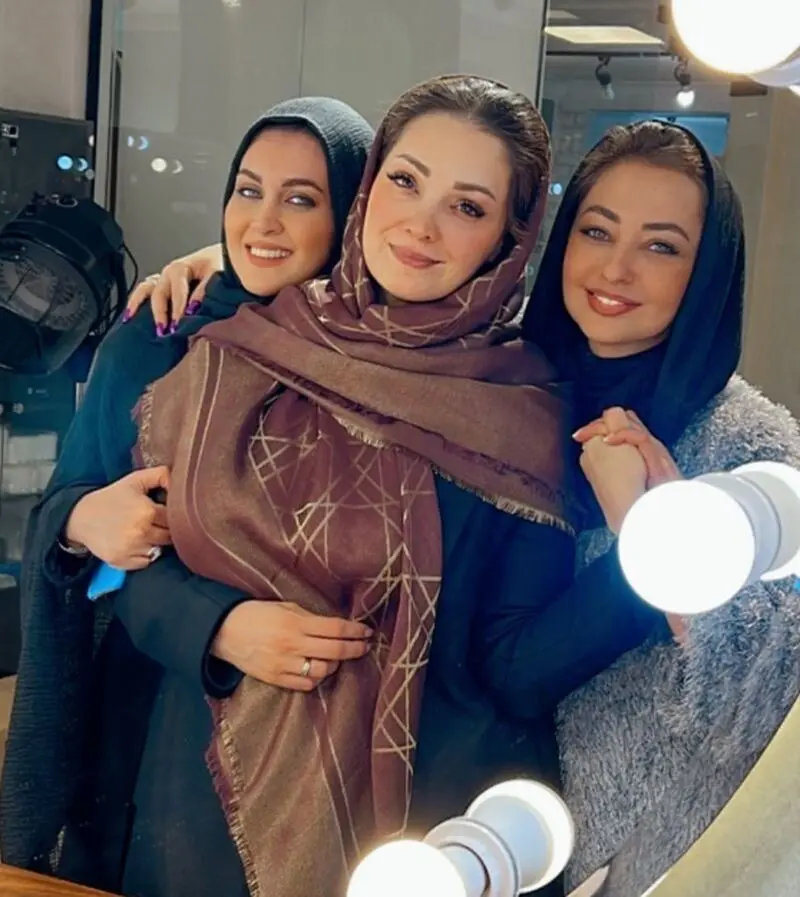 نفیسه روشن-1745472364