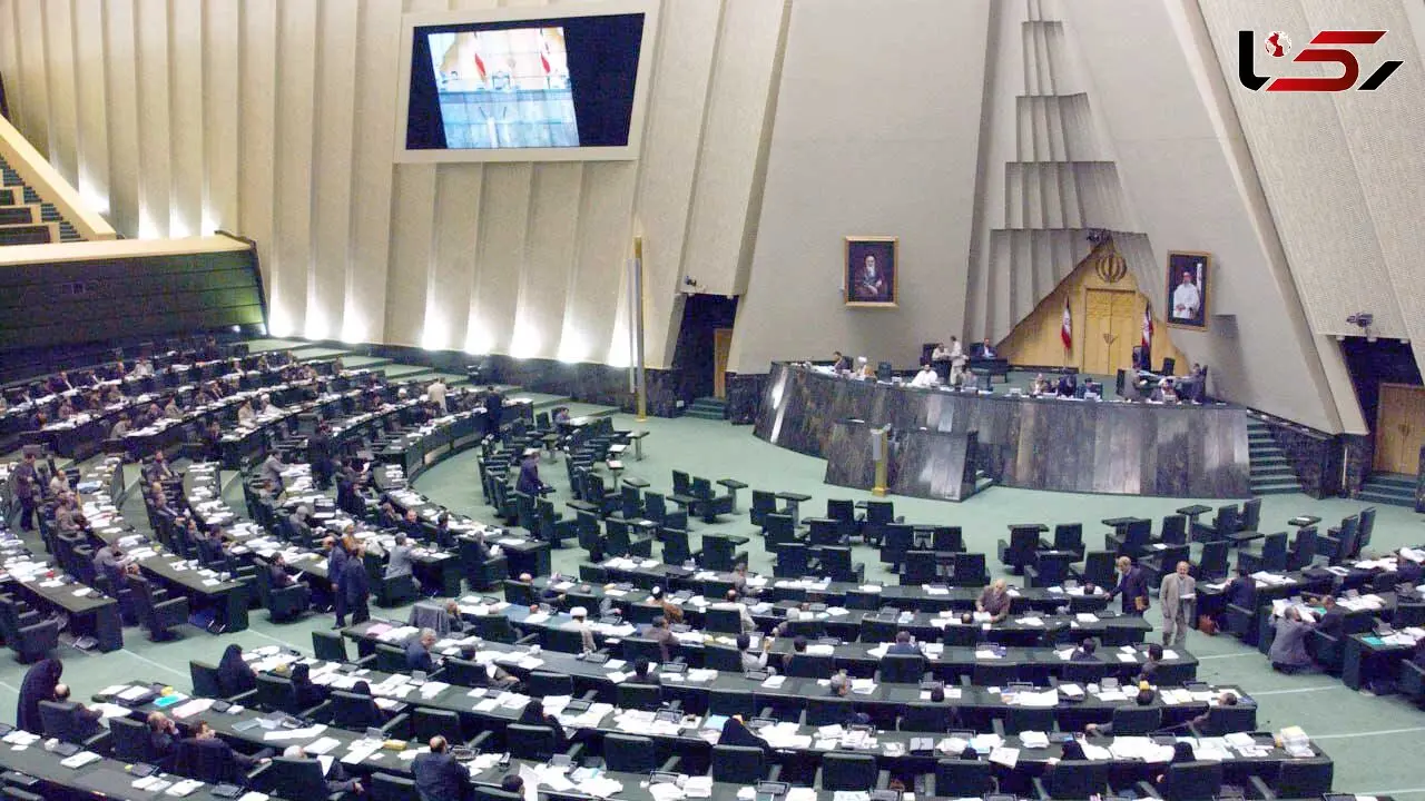 مجلس بر مصوبه پرداخت فوق‌العاده خاص کادر درمان اصرار کرد