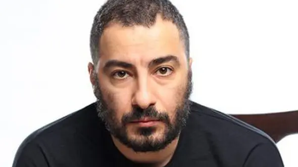 تئاتر نوید محمدزاده هم متوقف شد / نوید در ایران کاملا ممنوع الکار است !