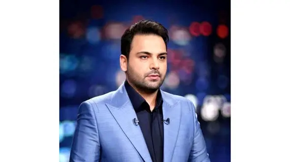 عکس احسان علیخانی در مجلس عروسی خانوادگی / تیپ آقای مجری در کنار عروس خانم غوغا کرد !