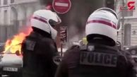 آتش زدن پورشه در اعتراضات فرانسه+فیلم