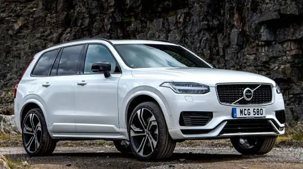 فیلم /  لحظه له شدن مدیر خودروسازی معروف سوئدی در جریان تست ترمز اتوماتیک / اگه مدیران خودروساز داخلی این کار را میکردند چه اتفاقی می افتاد؟