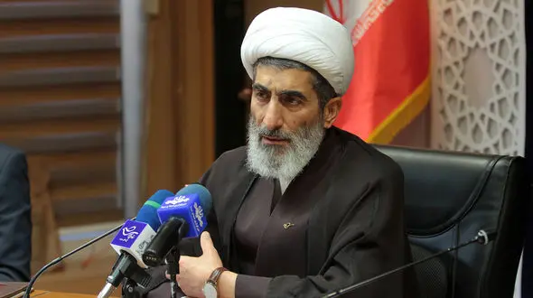 معاون قوه قضائیه: عناوین دانش آموز، دانشجو و کارگر مصونیت قضایی نمی آورد / دانش آموزان مسئولیت کیفری کمتری خواهند داشت + صوت