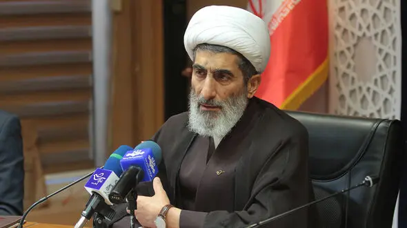 معاون قوه قضائیه: عناوین دانش آموز، دانشجو و کارگر مصونیت قضایی نمی آورد / دانش آموزان مسئولیت کیفری کمتری خواهند داشت + صوت