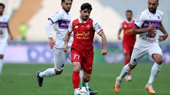 محمد عمری به جمع سرخ‌پوشان برمی‌گردد!