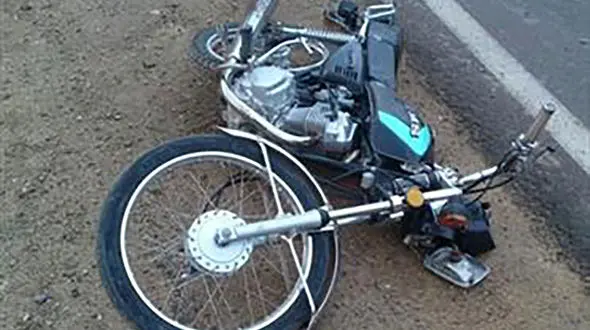 فیلم تلخ از تصادف کودک بازیگوش با موتورسیکلت / مادر شاهد صحنه بود