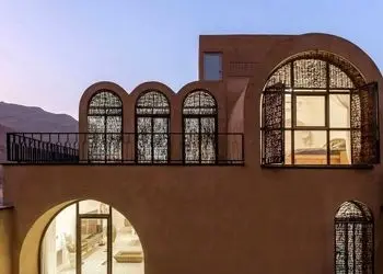 عکس ها / زیباترین خانه  ایرانی در نائین با معماری و چیدمان خاص  / برنده جوایز ایران و جهان با عنوان خانه برتر 2025 / زیبایی با هنر ناب ایرانی