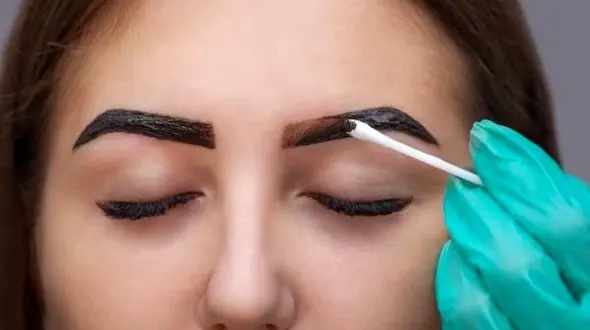 انتخاب رنگ ابرو متناسب با رنگ پوست