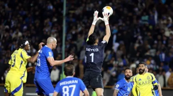 استقلال به دنبال شکار دو لژیونر از روسیه