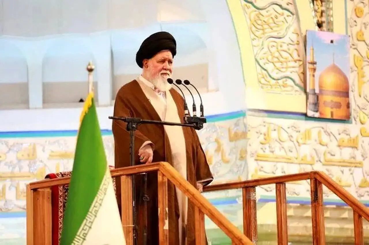 قدردانی از پزشکیان در تریبون نماز جمعه مشهد؛ تاکید بر حمایت از دولت