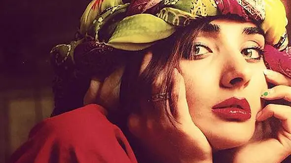 لباس سرخابی های تهران بر تن عروس و پسر فاطمه گودرزی + عکس
