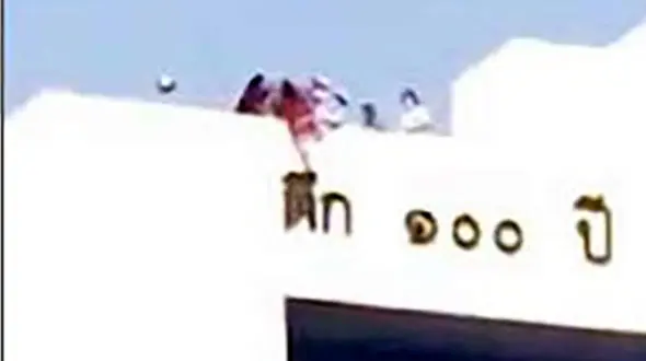 این دختر 4 ساله با معجزه ای که اتفاق افتاد زنده ماند+ عکس