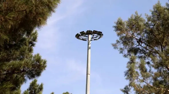 اصلاح روشنایی بوستان های منطقه ۱۹ در قالب طرح مشارکتی «من شهردارم»