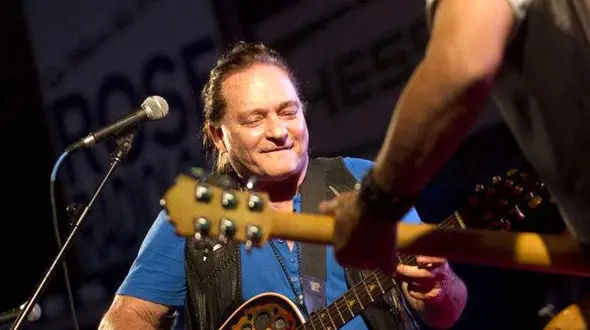 درگذشت خواننده سرشناس