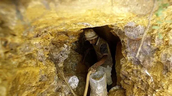 زهر طلا در رگ‌های زاگرس؛ فریاد اعتراض کارشناسان علیه معادن آلاینده در سقز