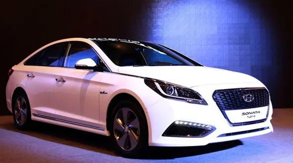 رقابت کره جنوبی و چین برای امتیاز تولید خودرو‌های هیبریدی در ایران