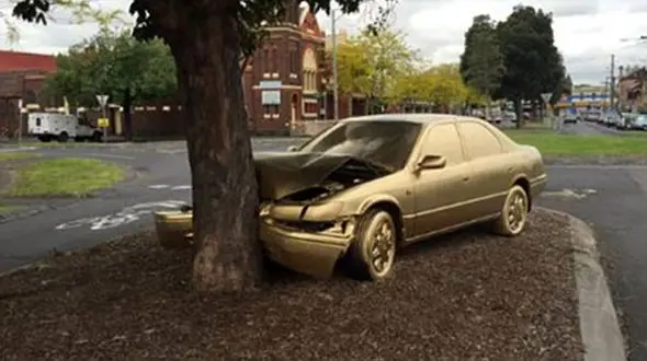 صحنه زیبا از یک تصادف شدید +عکس