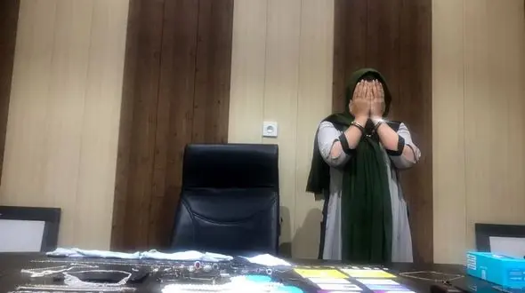 این زن تهرانی را می شناسید؟ / اقدام پلید ثریا در اتاق های خصوصی زن و شوهر ها! + عکس