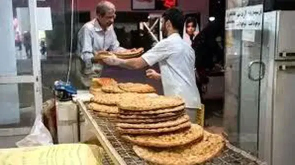 با سکوهای متخلف فروش نان برخورد می‌شود +فیلم 