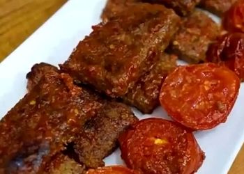 راز خوشمزه‌ ترین کباب تابه‌ ای با طرز تهیه سس اختصاصی + فیلم