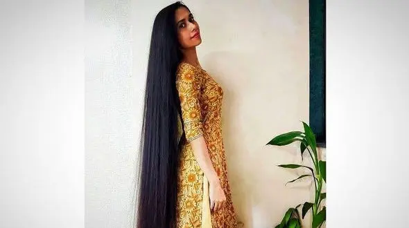 با گیسو کمند واقعی که موهای 3 متری دارد آشنا شوید!