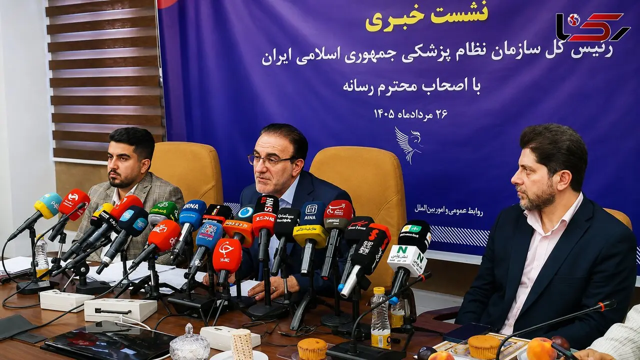رئیس کل سازمان نظام پزشکی: جامعه پزشکی را با تخلف و زیرمیزی چند نفر قضاوت نکنید
