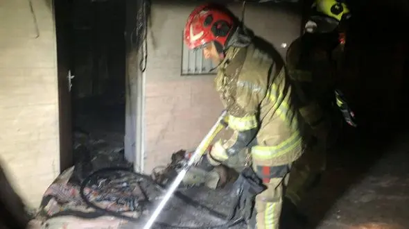 آتش سوزی هولناک در مجتمع 42 واحدی در غرب تهران + عکس و جزییات