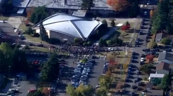 شلیک مرگبار به یک دانش آموز در مدرسه + فیلم 