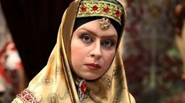 ناگفته های تلخ از ماندانا سوری بازیگر قهوه تلخ / او برای درمان بیماری اش تنها مانده !