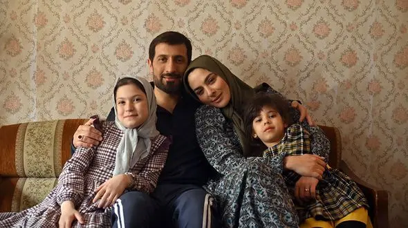 اکران آنلاین فیلم سینمایی «صیاد» به کارگردانی جواد افشار از فردا در شبکه نمایش خانگی