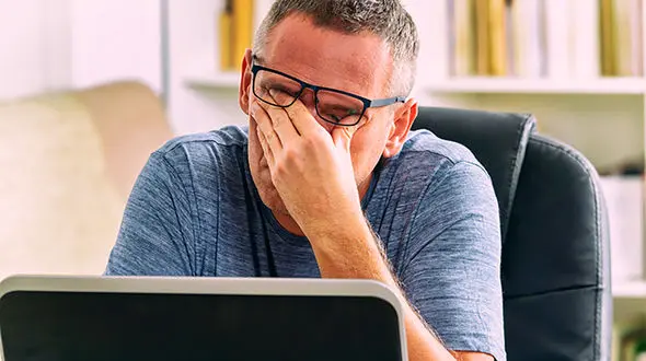 چرا در طول روز خسته می شویم؟