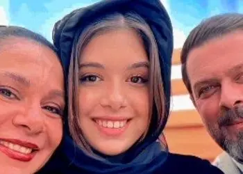 فیلم/ نفس بازغی: پدر و مادرم بعد از طلاق بیشتر از قبل با هم رفیق شدن...!/ لزومی نمی بینم به مردم توضیح بدم که چرا...!