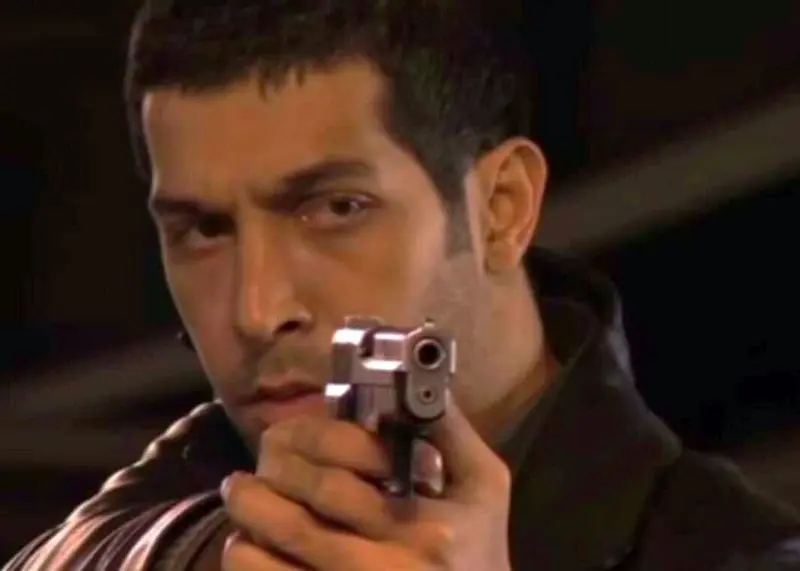 کامران تفتی به هدف شلیک کن